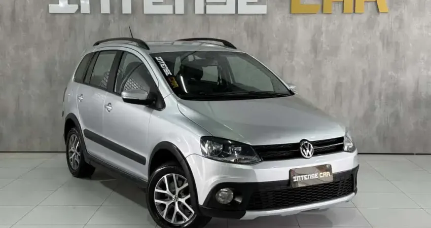 VW - VolksWagen SpaceCross 1.6 Mi Total Flex 8V 2014 Flex