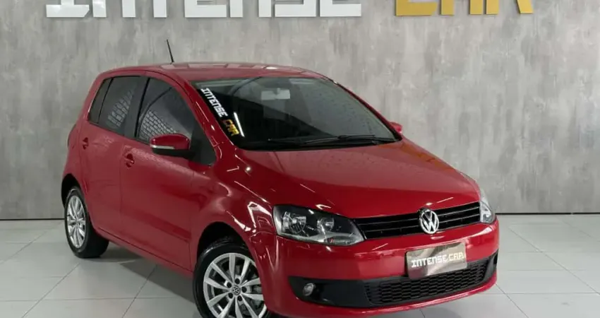 VW - VolksWagen Fox 1.0 Mi Total Flex 8V 5p 2014 Flex