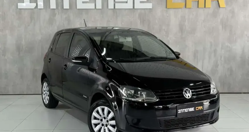 VW - VolksWagen Fox 1.0 Mi Total Flex 8V 5p 2013 Flex