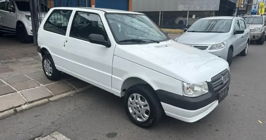 Uno Mille Economy 1.0  2012  -Super econômico, tanque de guerra-