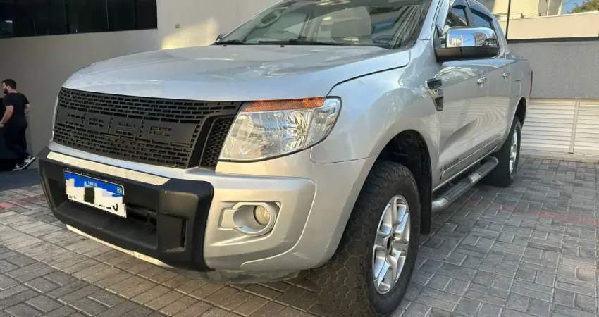 Ford Ranger Limited 3.2 20V 4X4 CD Aut. Dies. 2016 ********* 