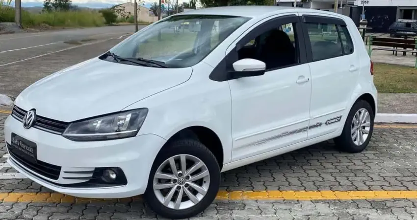 VOLKSWAGEN FOX CONNECT SB 2019