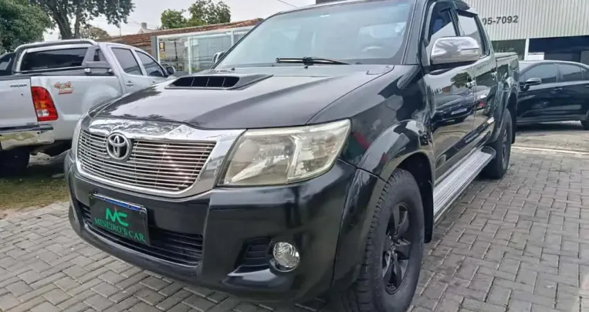 TOYOTA HILUX CD4X4 SRV 2012
