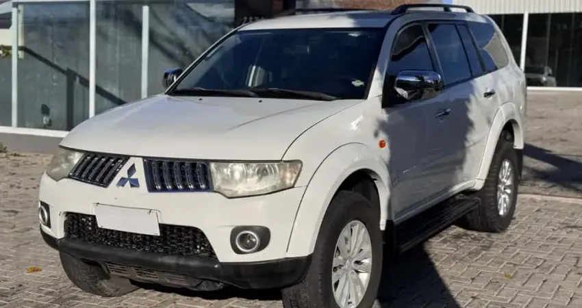 MITSUBISHI PAJERO DAKAR 4X4 AUTOMATICO FLEX 7 LUGARES 2012