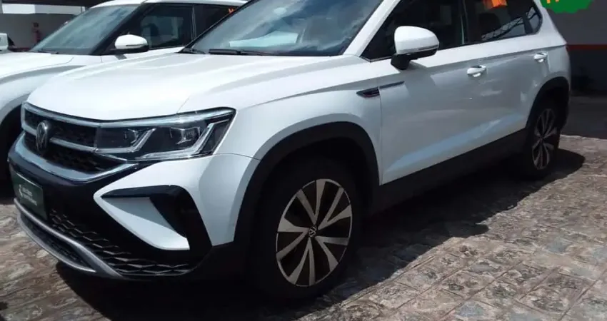 Volkswagen Taos 2023 1.4 250 tsi total flex highline automático