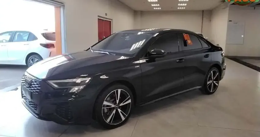 Audi A3 2024 2.0 40 tfsi mhev sedan s line s-tronic