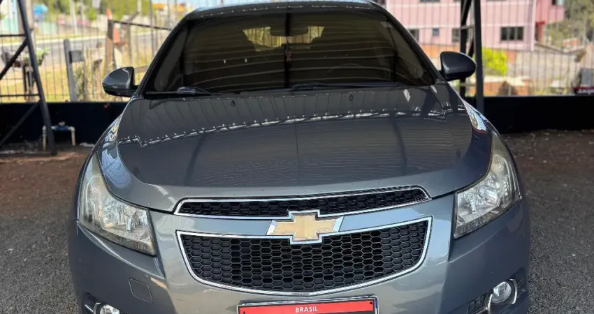 Cruze Hatch 1.8 LT Completo