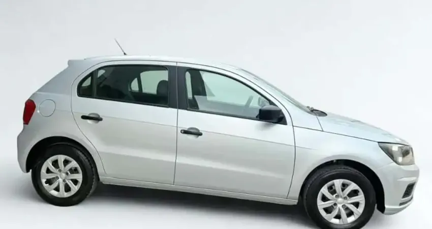 Volkswagen Gol 1.0  - Prata - 2020/2021