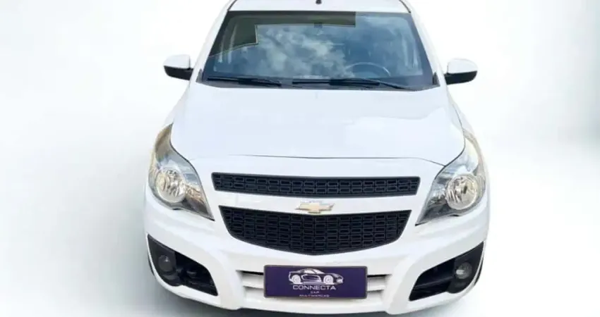 Chevrolet Montana LS - Branca - 2012/2013