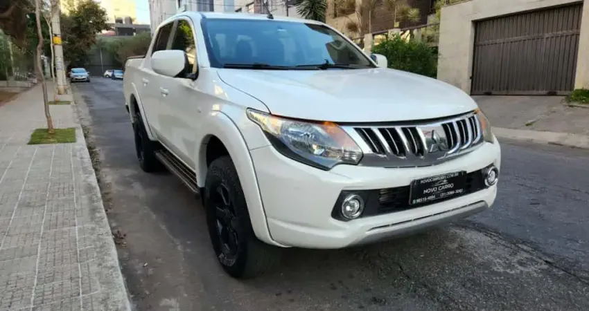 Mitsubishi L200 triton 2018 2.4 16v turbo diesel sport gls cd 4p 4x4 manual