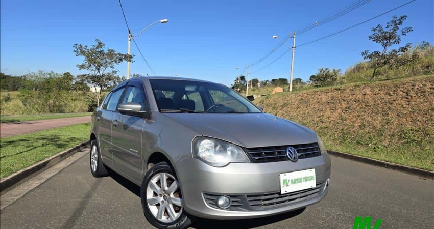 VOLKSWAGEN POLO SEDAN 1.6 MI COMFORTLINE 8V FLEX 4P MANUAL