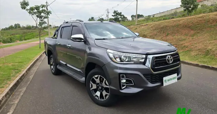 TOYOTA HILUX 2.8 SRX 4X4 CD 16V DIESEL 4P AUTOMÁTICO