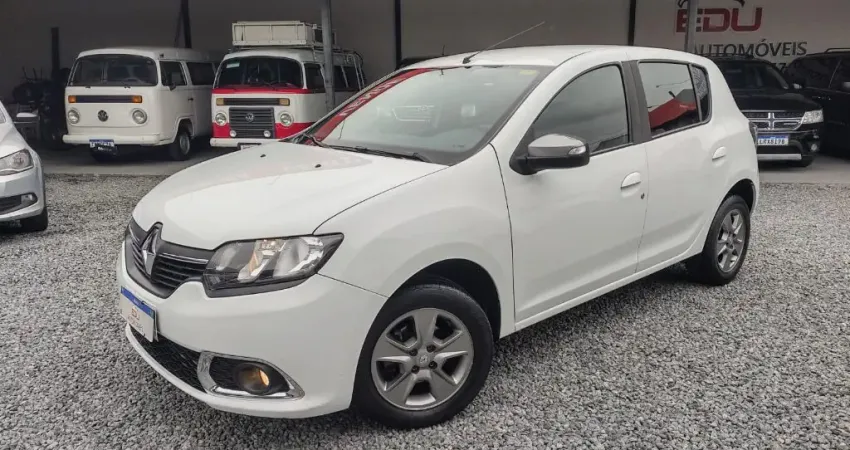 Sandero vibe 1.0 completo 2017