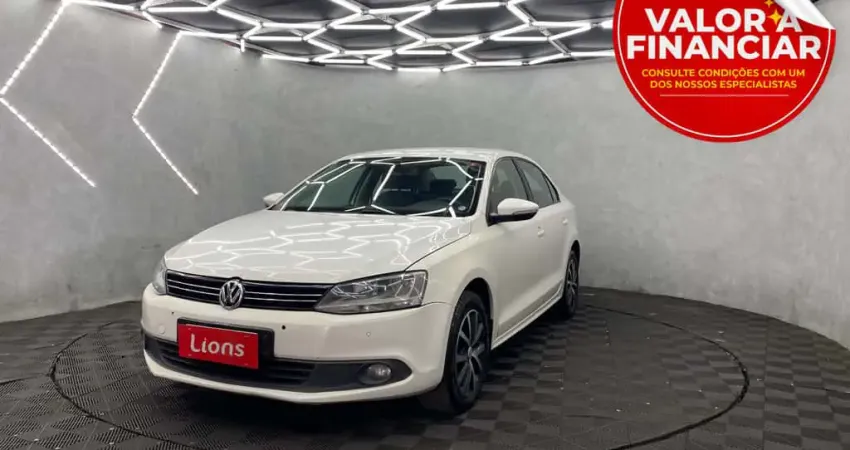 VOLKSWAGEN JETTA 2.0 COMFORTLINE 4P