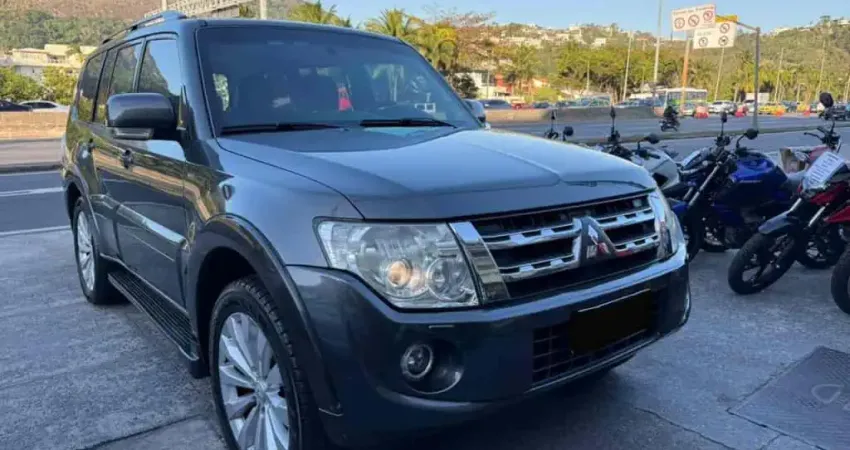Mitsubishi Pajero full 2013 3.2 hpe 4x4 16v turbo intercooler diesel 4p automático