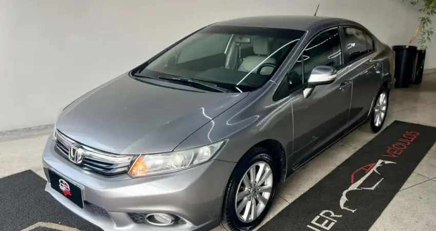 Honda Civic Sedan LXR 2.0 Flexone 16V Aut. 4p 2014 Flex