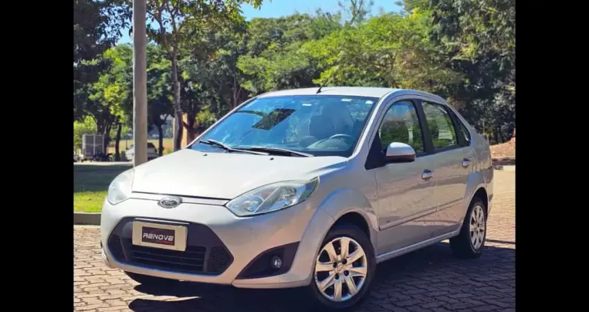 FORD FIESTA 1.6 ROCAM SE SEDAN 8V FLEX 4P MANUAL