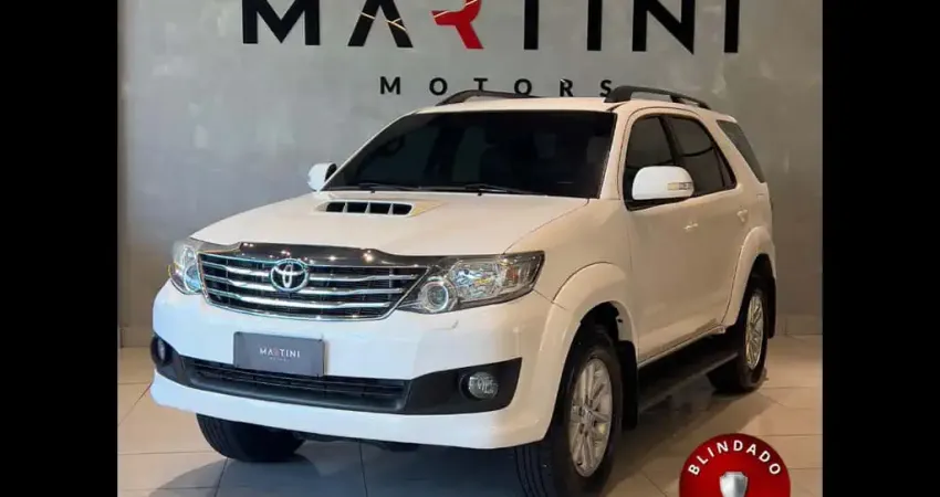 TOYOTA HILUX SW4 SW4 SRV D4-D 4x4 3.0 TDI Dies. Aut