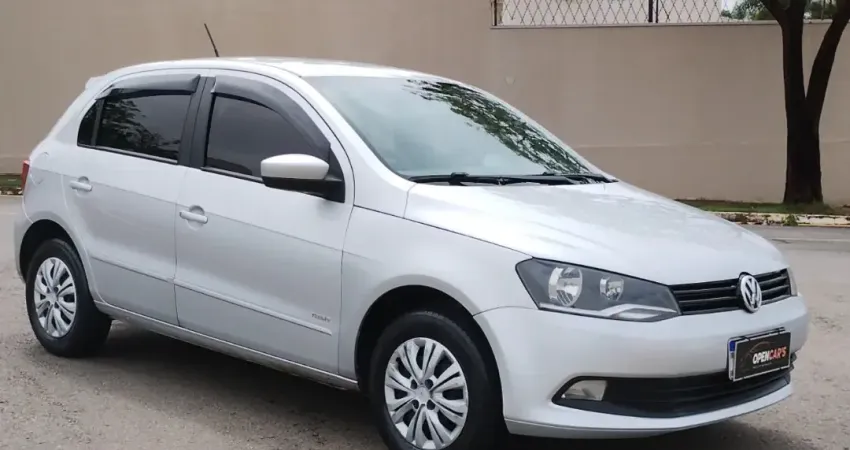 Gol Fox Trend 1.6 carro super confortável, conservado e potente 