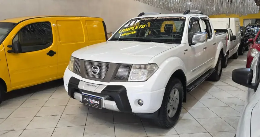 NISSAN FRONTIER 2.5 XE 4X4  CD TURBO DIESEL COMPLETA  REVISADA 2011