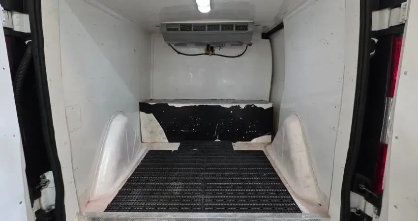 DOBLO CARGO 1.4 FLEX E GNV  REFRIGERADA  COM AR E DIREÇÃO REVISADA 2013