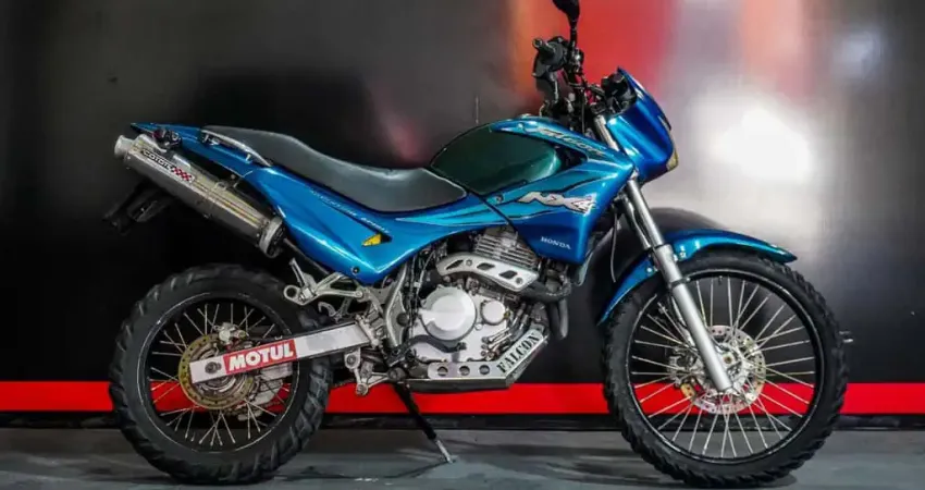 Honda nx-4 falcon 2001