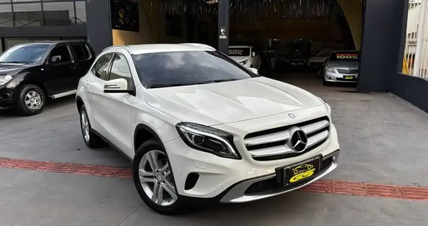 MERCEDEZ GLA 200FF