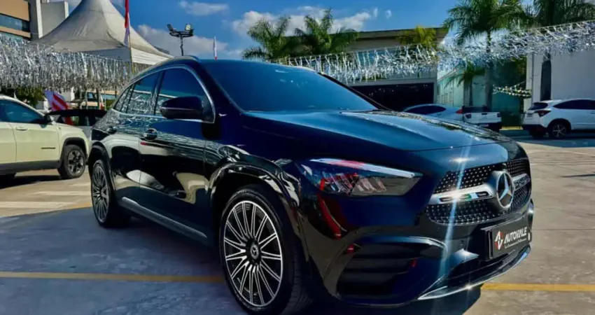 MERCEDES-BENZ GLA200 2025