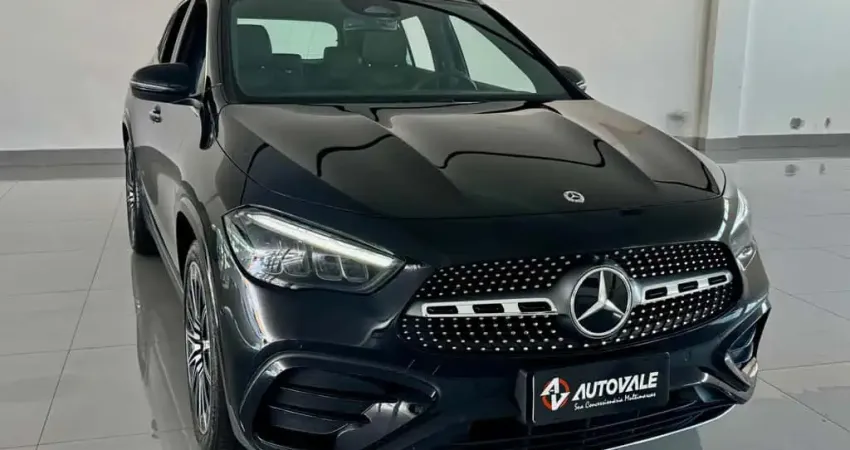 MERCEDES-BENZ GLA200 2025