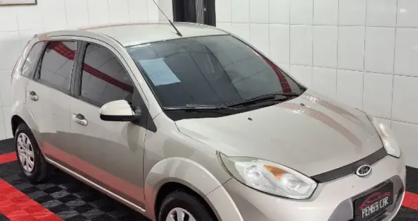 Ford Fiesta 1.6 2013 – Completo, econômico e muito bem cuidado!