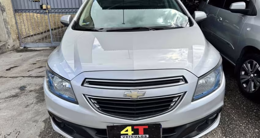 Chevrolet Prisma 2015 1.4 mpfi ltz 8v flex 4p automático