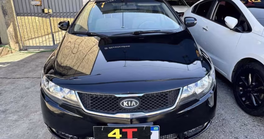 Kia Cerato 2011 1.6 e.213 sedan 16v gasolina 4p manual