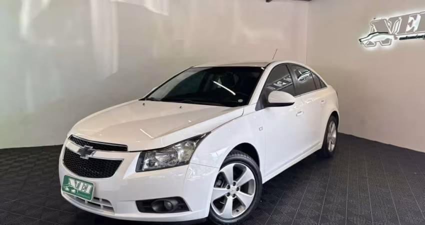Chevrolet Cruze LT 1.8 16V FlexPower 4p Aut.  - Branca - 2011/2012