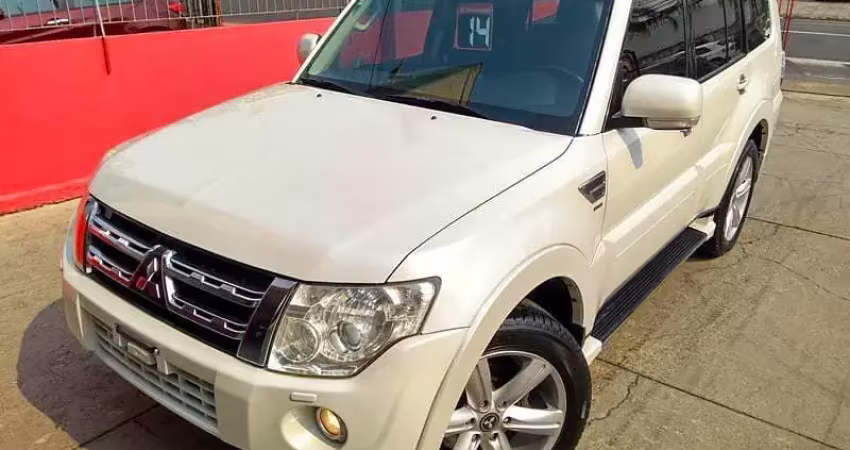 PAJERO FULL-HPE 3.2TURBO 4X4 AT5 *7LUG