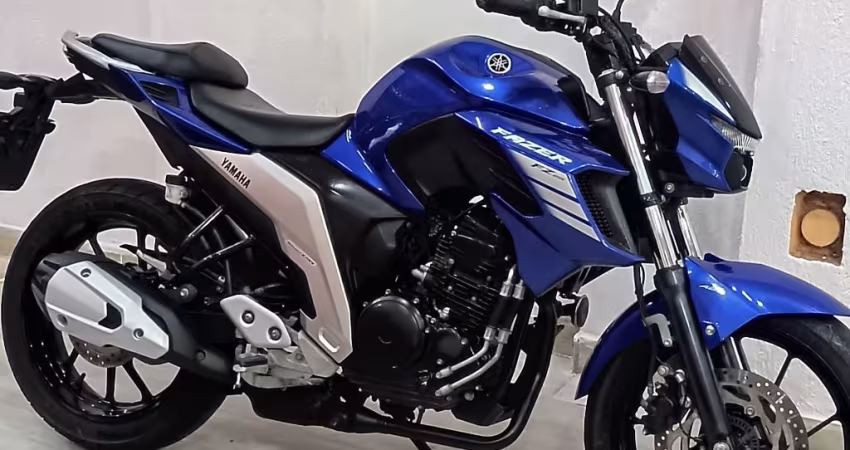 YAMAHA FZ25 FAZER ABS Street