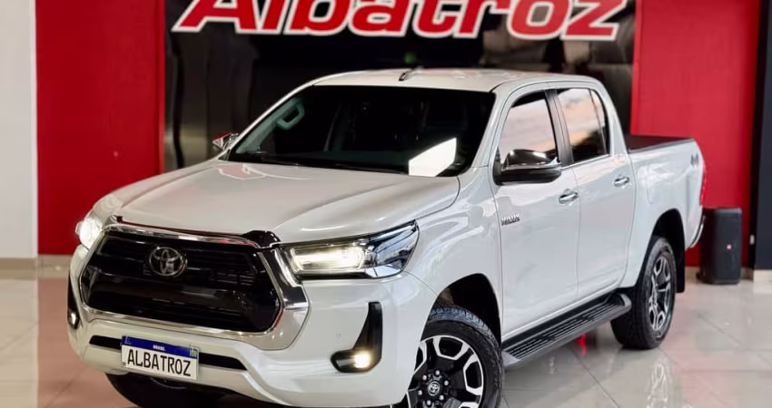 TOYOTA HILUX CD SRX 4x4 2.8 TDI 16V Diesel Aut.