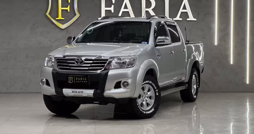TOYOTA HILUX CD SRV 4x4 2.7 Flex 16V Aut.