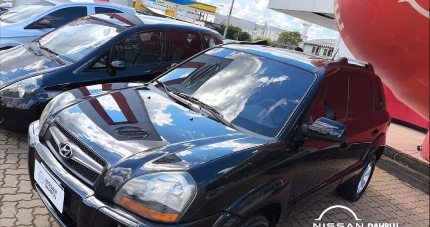 HYUNDAI TUCSON 2.0 MPFI GLS 16V 143CV 2WD GASOLINA 4P AUTOMÁTICO