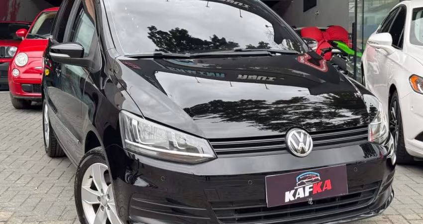 Volkswagen SPACEFOX 1.6 Trendline Total Flex 8v 5p