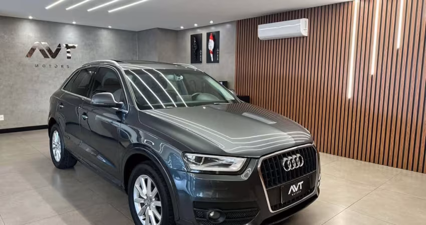 Audi Q3 2.0 TFSI Quat. 211/220cv S-tronic 5p  - Cinza - 2014/2014