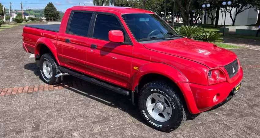 Mitsubishi L200 Sport 4x4 - Vermelha - 2003/2004