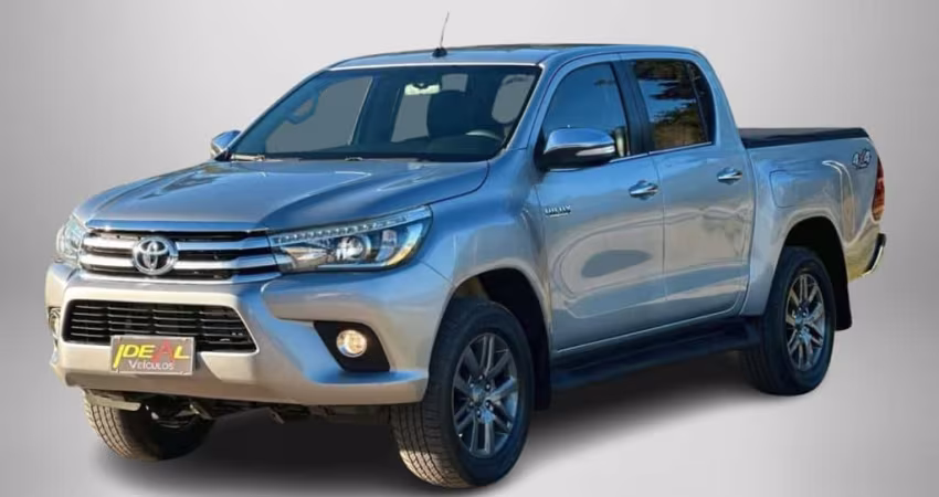 Toyota Hilux SRX 4x4 2.8 - Prata - 2016/2016