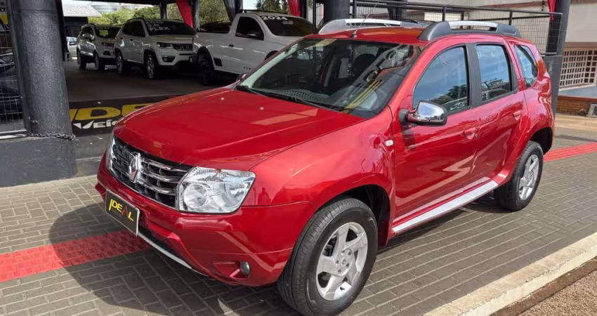Renault Duster 16 D 4X2 - Vermelha - 2014/2015