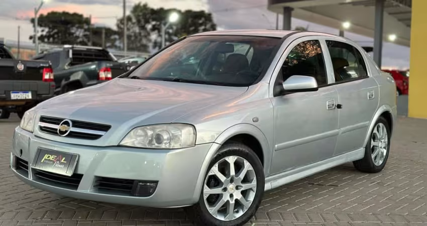 Chevrolet Astra Advantage 2.0 - Prata - 2011/2011
