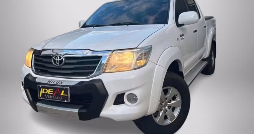 Toyota Hilux SR 4x2 - Branca - 2015/2015