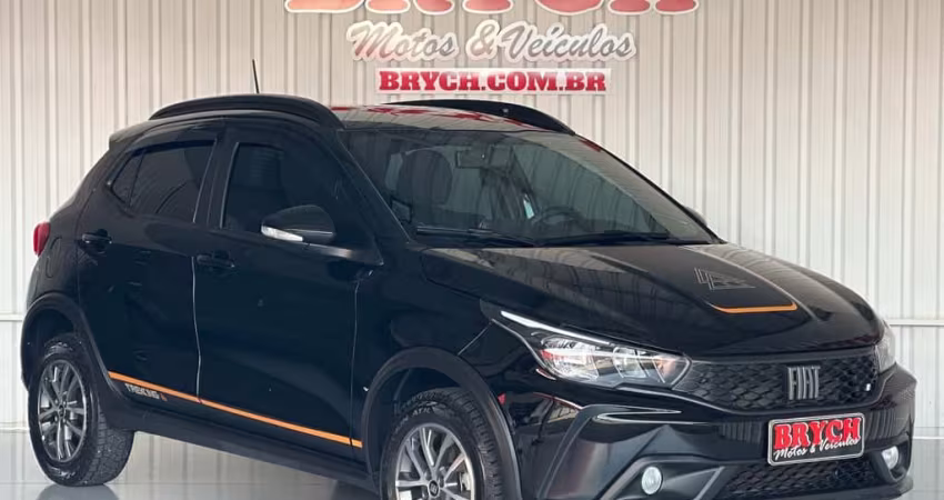 Fiat Argo TREKKING 1.3 8V Flex  - Preta - 2023/2024