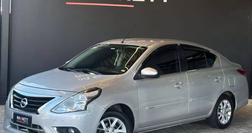 NISSAN NISSAN VERSA 16SV FLEX 2017