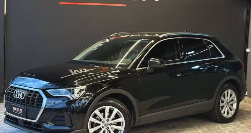 AUDI Q3 1.4 AMBIENTE 2020