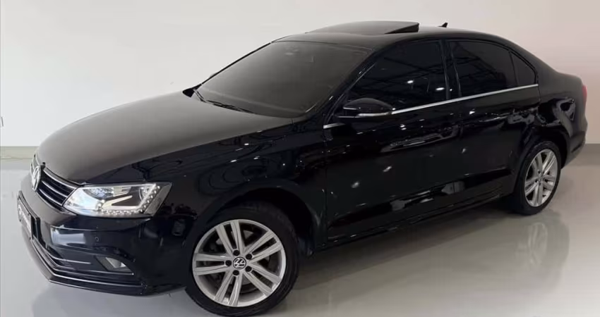 VOLKSWAGEN JETTA 2.0 TSI HIGHLINE 211CV GASOLINA 4P TIPTRONIC