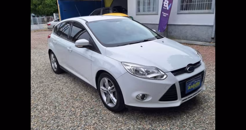FORD Focus Hatch 1.6 16V 4P FLEX SE POWERSHIFT AUTOMÁTICO